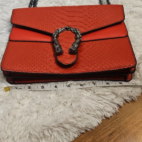 Red Snake Embossed Chain‎ Shoulder Bag Women's Fashion Clutch - Picture 11 of 15